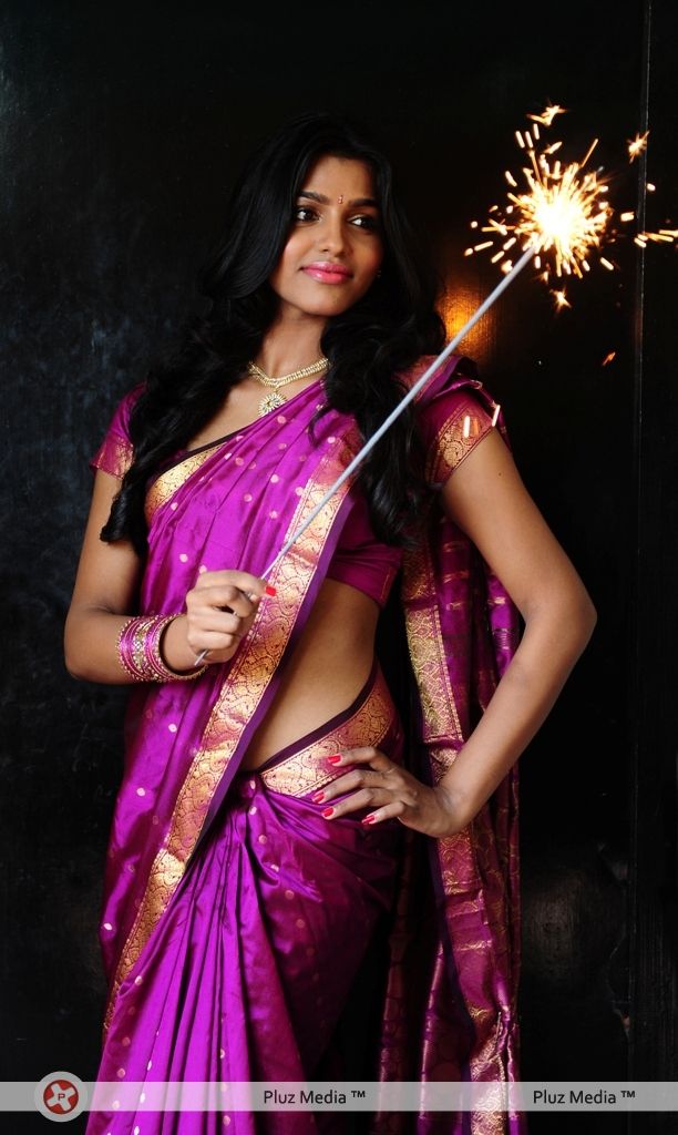 Aravaan Heroine Dhansika in saree - Stills | Picture 110092